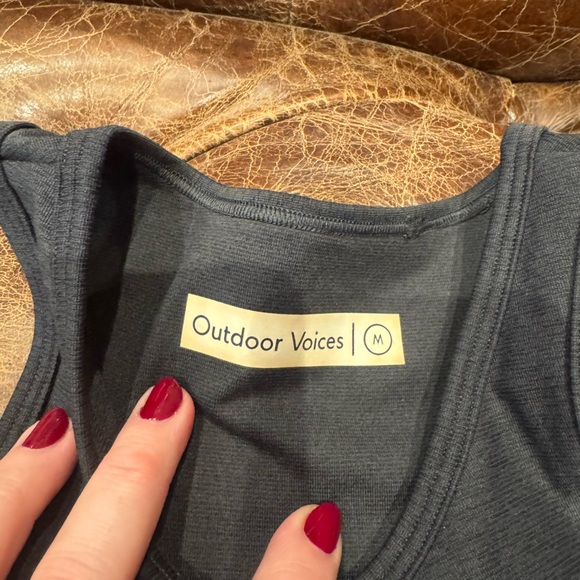 Outdoor Voices Black Crop Top - Picture 4 of 4